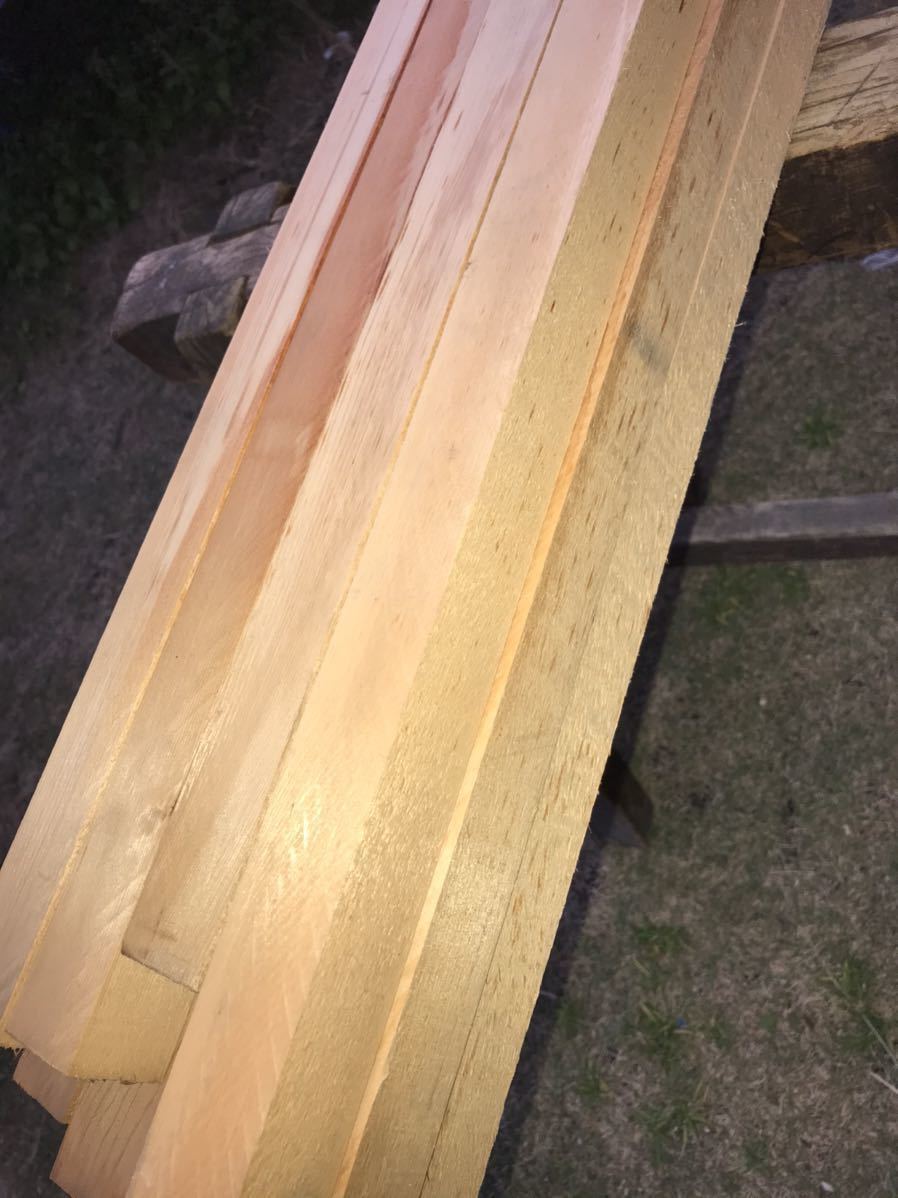 木曽ひのき角材 柾目 165~180cm×3.5cm程度×3.5cm程度 100本 木曽ひのき角材 柾目 165~180cm×3.5cm程度×3.5cm程度 100本