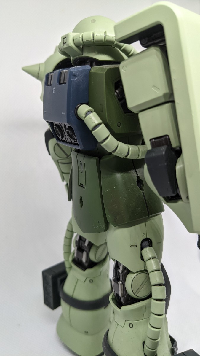 MG　量産型ザク（MS-06J）　1/100　塗装済完成品