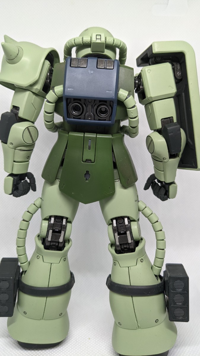 MG　量産型ザク（MS-06J）　1/100　塗装済完成品