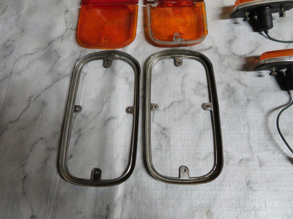  rare!! Isuzu Uni cab for tale lense corner turn signal lens SET!!