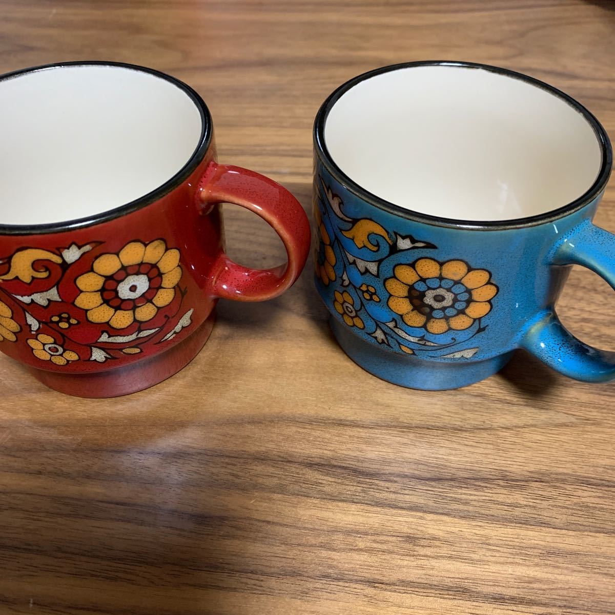 昭和レトロポップな花柄コーヒーカップセット マグカップ お 昭和レトロポップな花柄コーヒーカップセット マグカップ お