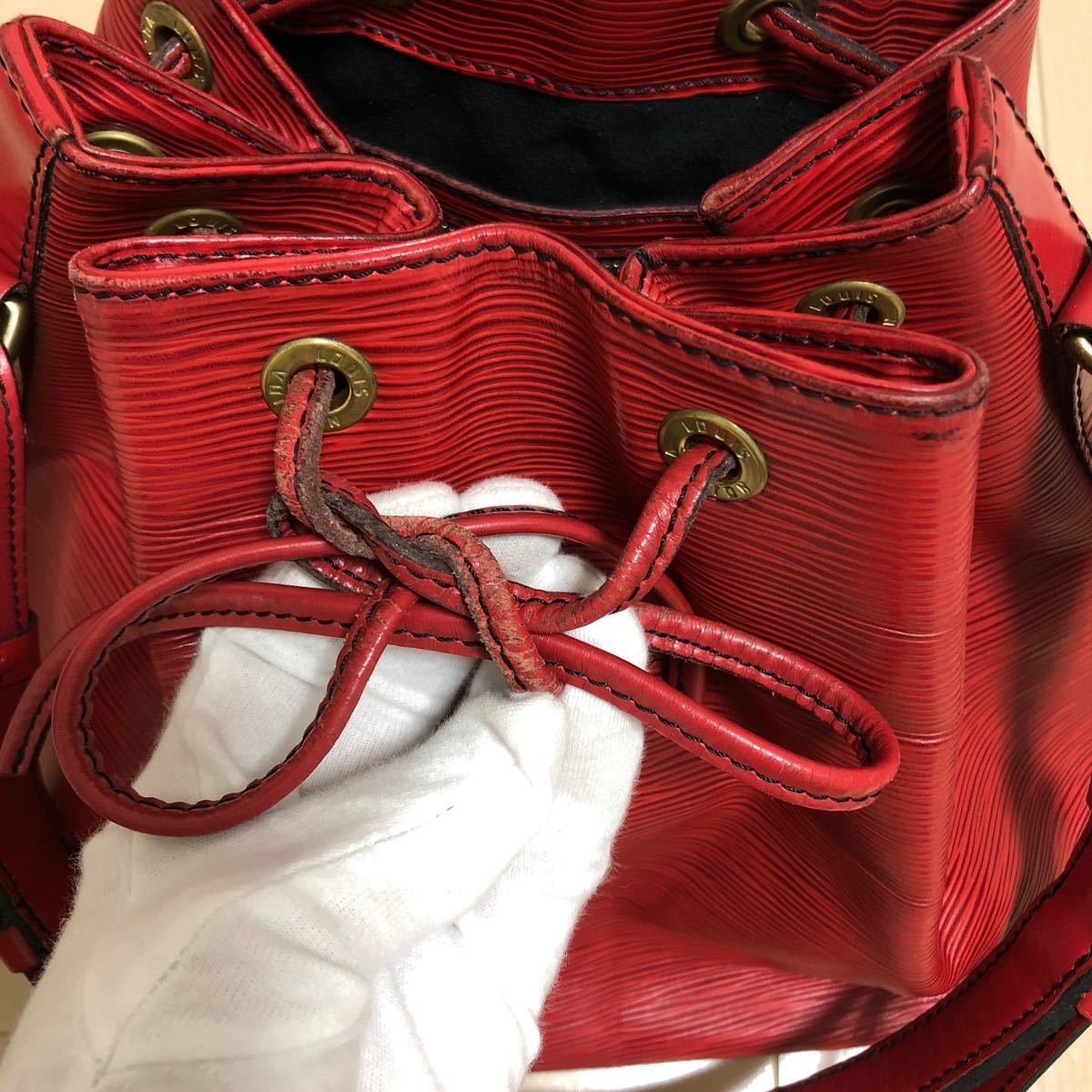ルイヴィトン LV プチノエ エピ 赤 | contifarma.pe