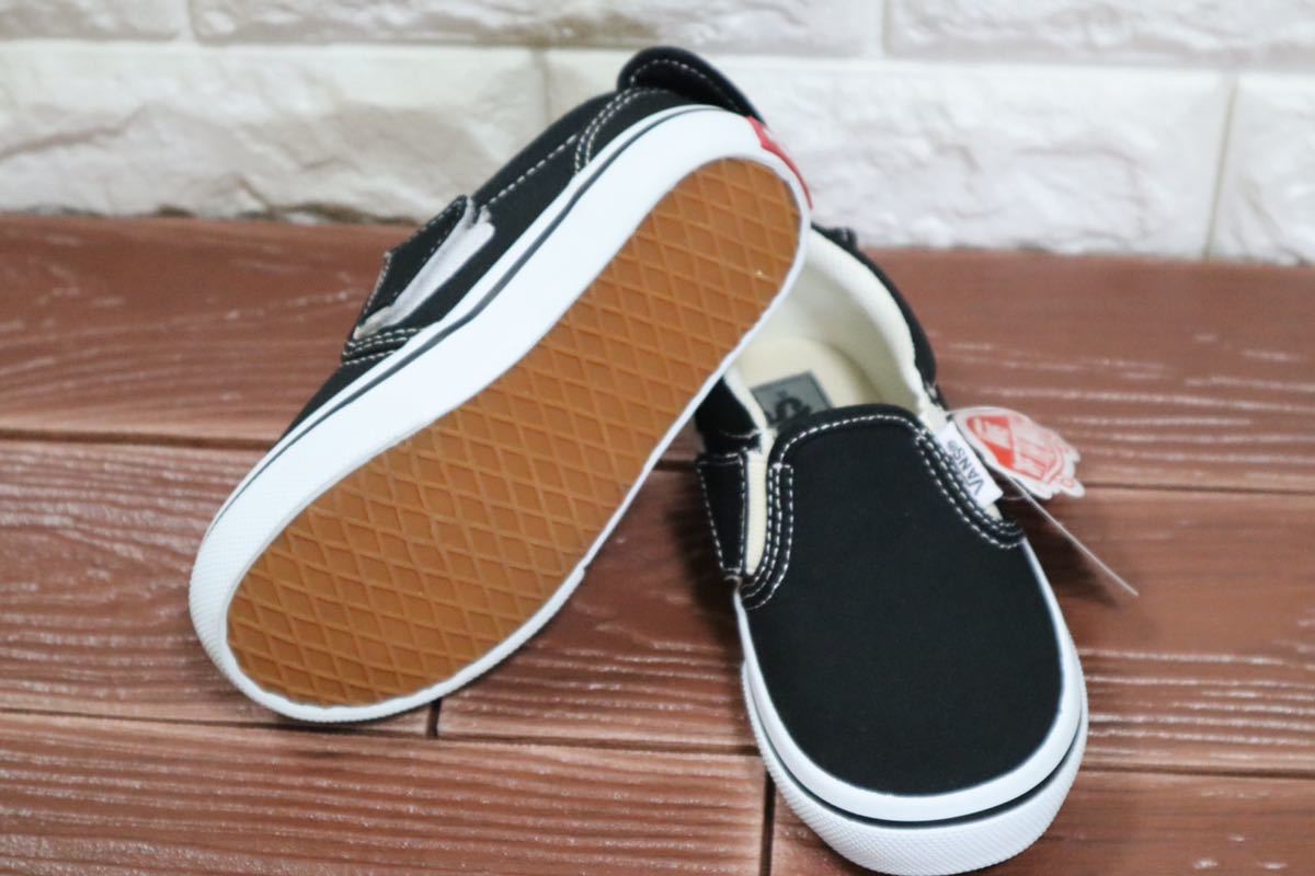 新品 17㎝ VANS バンズ　キッズ　SLIPON スリッポン　黒　ブラック　ホワイト