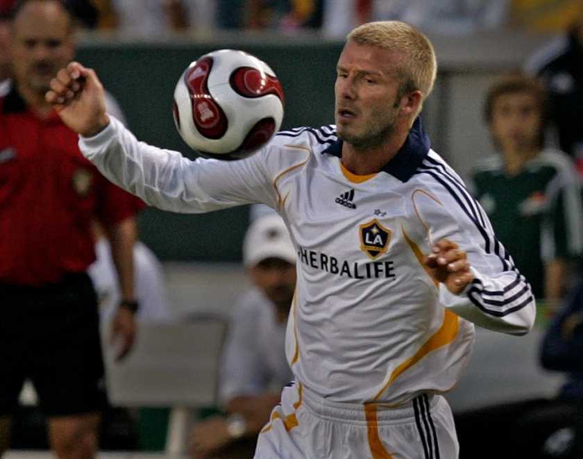 Yahoo!オークション - adidas TEAMGEIST 2007 FIFA公式試合球 Yahoo!オークション - adidas TEAMGEIST 2007 FIFA公式試合球