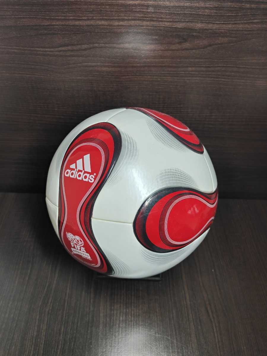 adidas TEAMGEIST 2007 FIFA公式試合球 サッカーボール 5号球 チームガイスト Jリーグ クラブワールドカップ ACミラン  バルセロナ