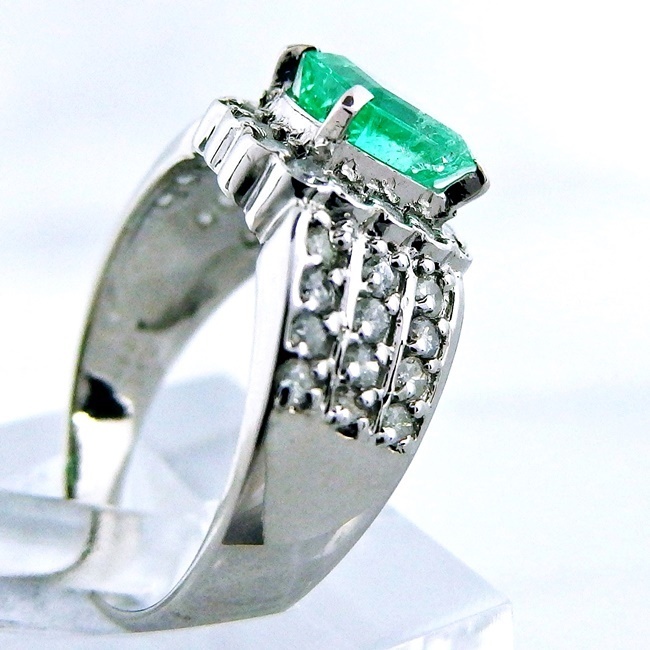 Pt900 * ring ring * emerald 1.40ct 5 month birthstone * diamond 0.60ct *13 number #so-ting attaching [ used ] /29863