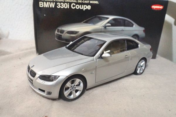 京商 BMW 330i Coupe E92 1/18 ミニカー 3シリー...+apple-en.jp