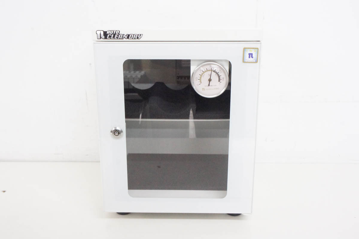 TOYO LIVING 東洋リビング 防湿庫 カギ付き ホワイト ED-25CAC