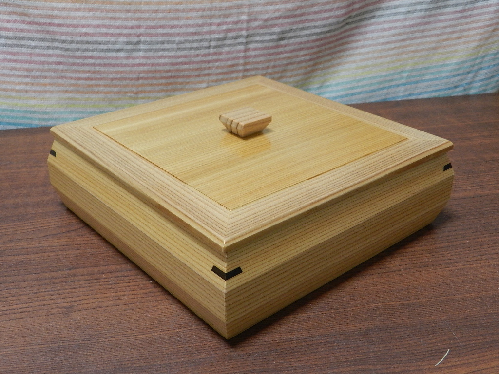 秋田杉 杉菓子器 白木 ナチュラル 蓋付き 紙箱あり 在庫処分 日本製 漆器 伝統工芸 会席 天然木 杉の香り
