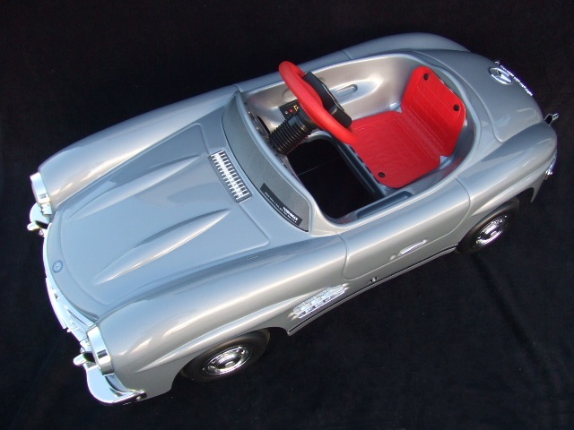 ★★ メルセデスベンツ300SL ペダルカー 綺麗♪ お店のディスプレイに♪ 名古屋でお渡し ★★　　w198slr190sl280sl500sl450amgゲレンデ_画像7