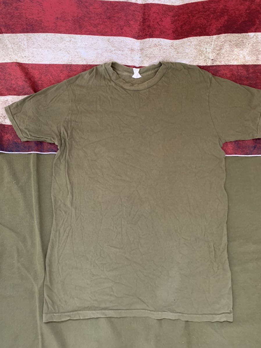 米軍US 海兵隊 実物 放出品 Tシャツ サイズ L LARGE コンバット トレーニング インナー 無地 OD 緑 半袖 ショートスリーブ シンプル　T_画像2