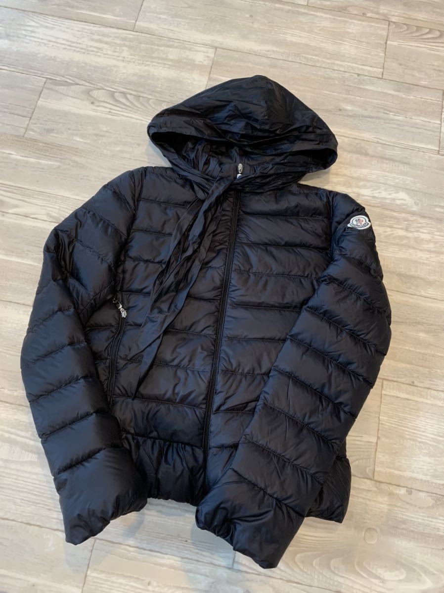 新品、本物、当店在庫だから安心】 MONCLER モンクレール フード付き