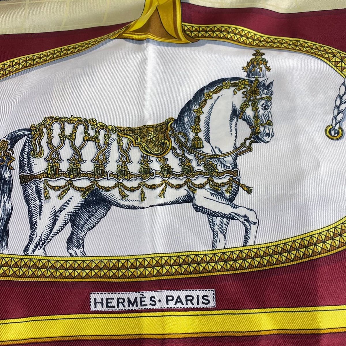 HERMES CARRES90 GRAND APPARAT LARGE SIZE SILK 100% SCARF MADE IN FRANCE/エルメスカレ90シルク100%大判スカーフ(盛装の馬)_画像6