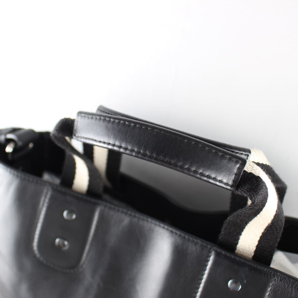 BALLY LEATHER 2WAY LINE SHOULDER BAG MADE IN SWITZERLAND/ Bally кожа 2WAY линия сумка на плечо 