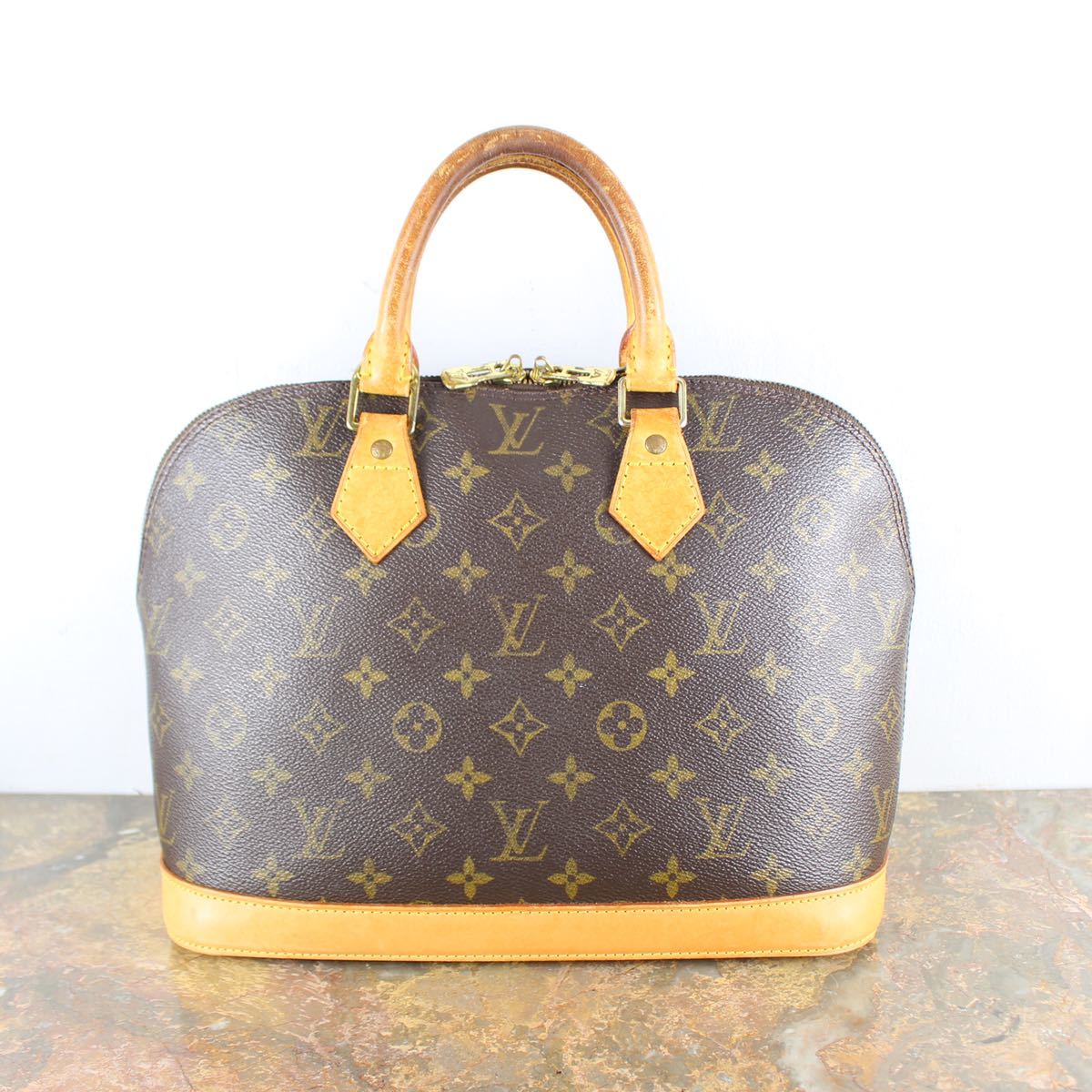 おてごろ価格 LOUIS VUITTON M51130 BA1907 MONOGRAM PATTERNED HAND