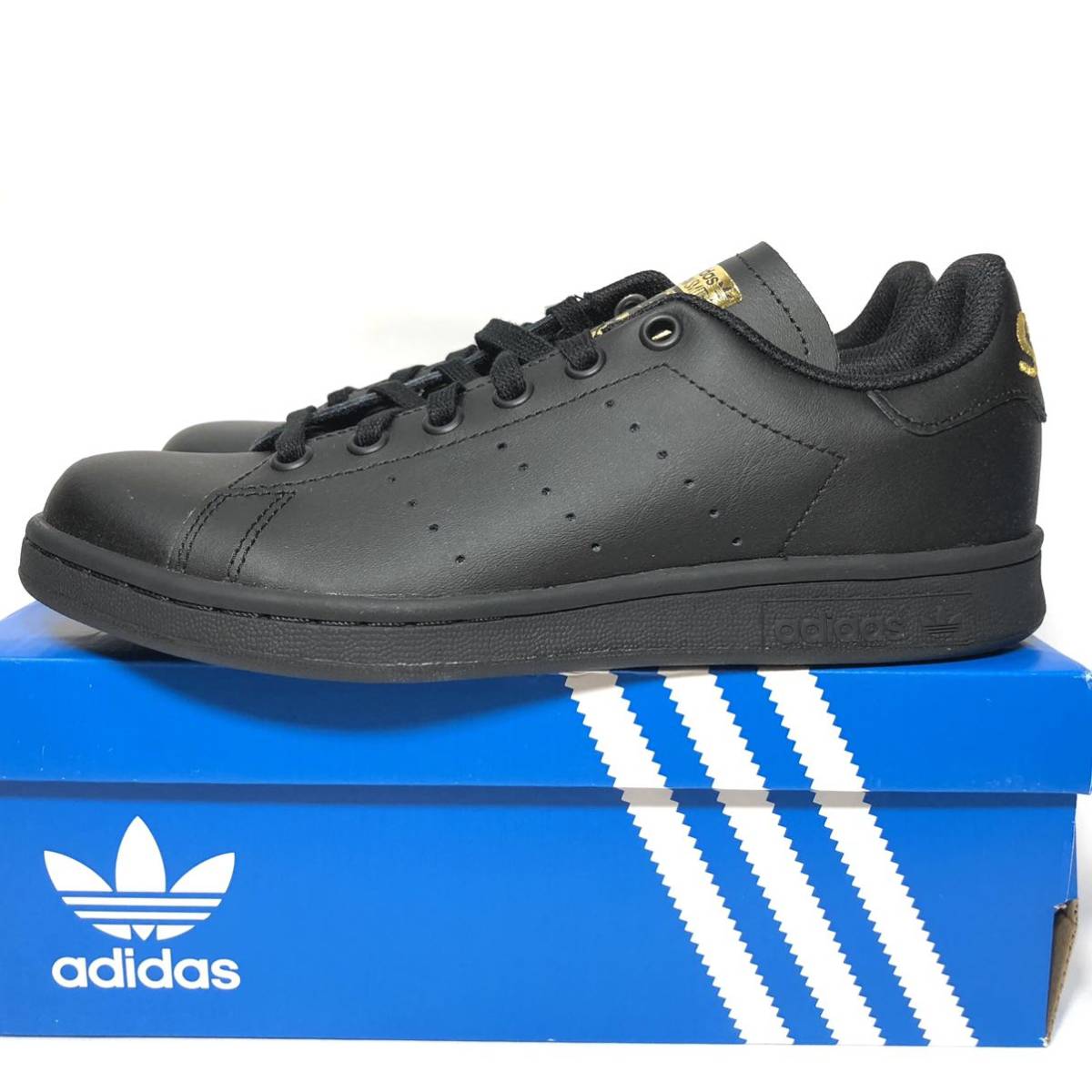 新品】adidas STAN SMITH J アディダス スタンスミス ジュニア 新品】adidas STAN SMITH J アディダス スタンスミス ジュニア