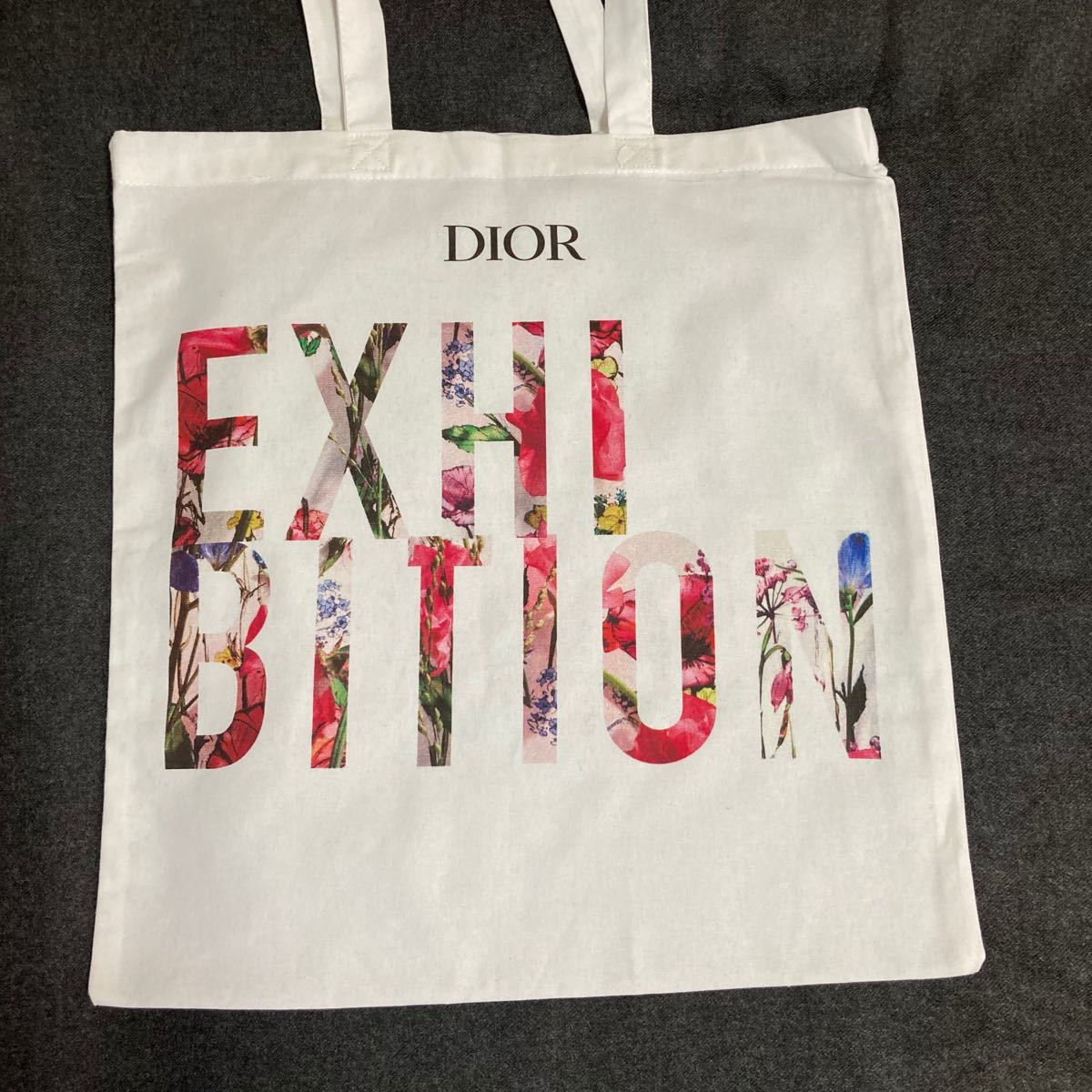 香水サンプル付き】未使用 Dior ミスディオール アートイベント 香水サンプル付き】未使用 Dior ミスディオール アートイベント