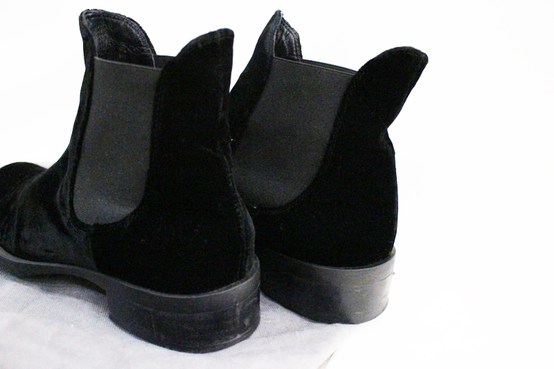 EMPORIO ARMANI/エンポリオアルマーニ ベロア調サイドゴアブーツ ブラック レディース サイズ37(24cm相当) ショート丈ブーツ  保存袋付
