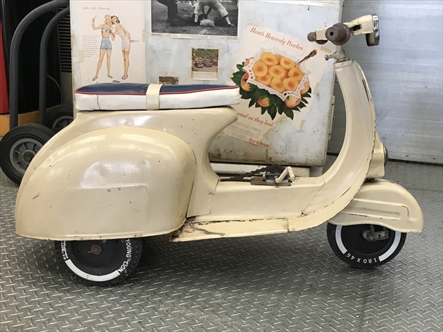 VESPA バッテリーカー ベスパ 検ペダルカー-