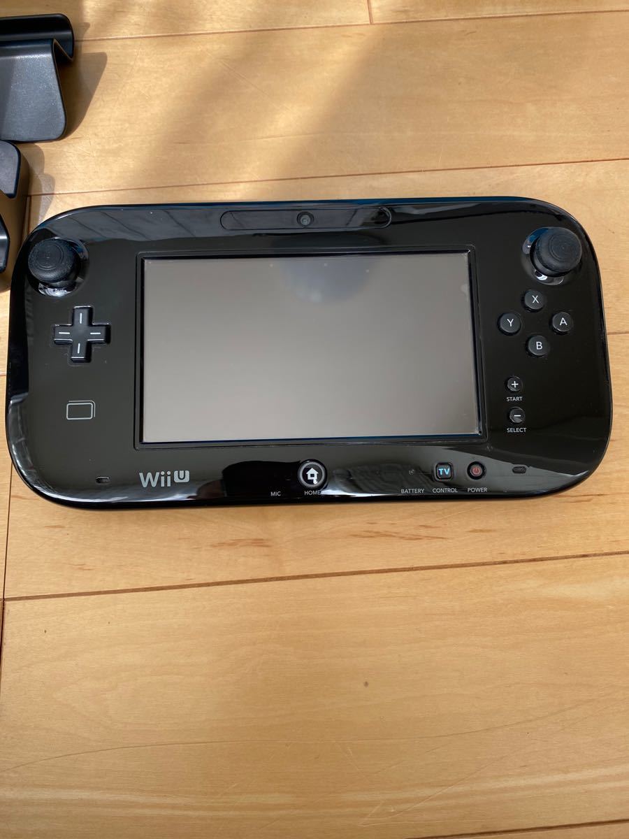WIIU本体黒　バランスボード フィットメーター　wiiリモコン　ソフト2ケ　wiifit wiiパーティ