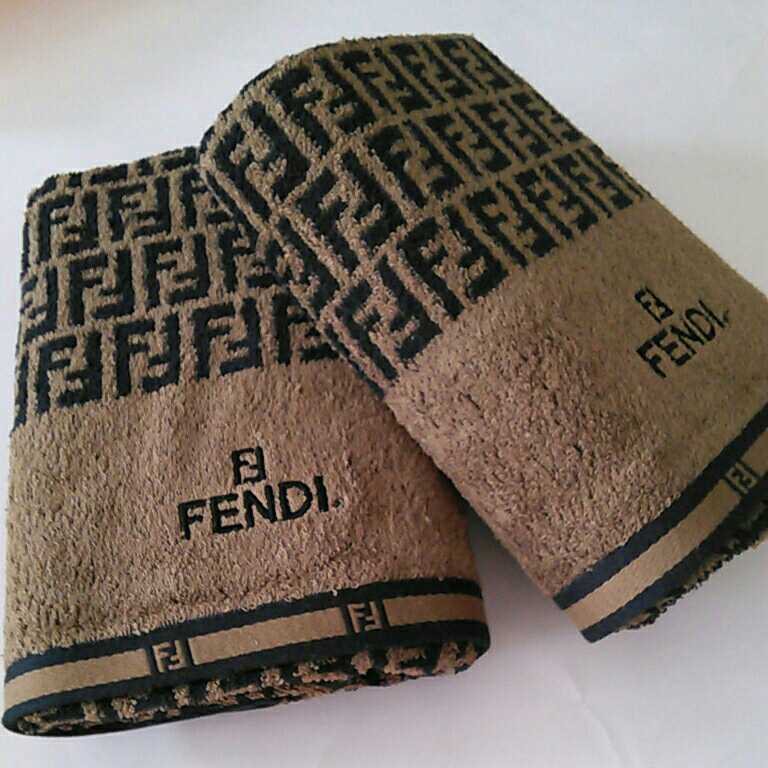 FENDI バスタオル