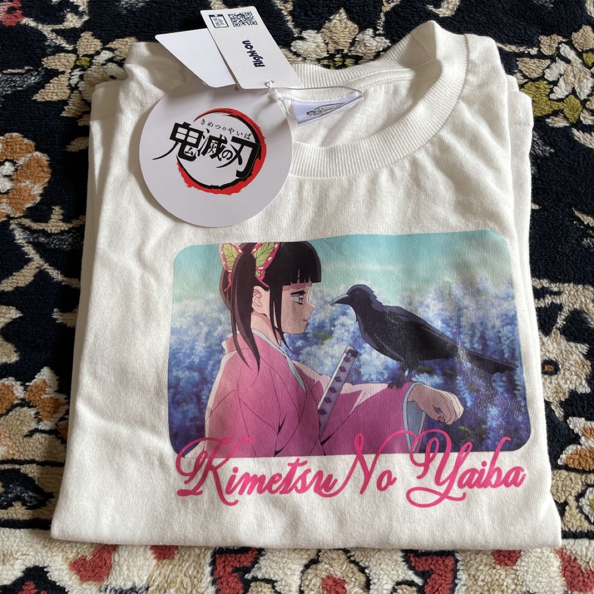 新品　鬼滅の刃　Right-on 胡蝶しのぶTシャツ140cm