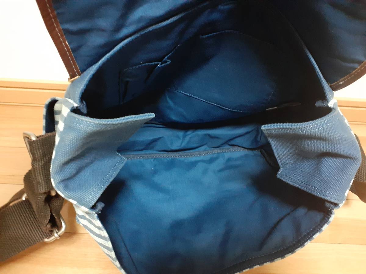 M12la-kspa-Larkspur shoulder bag postage 710 jpy 