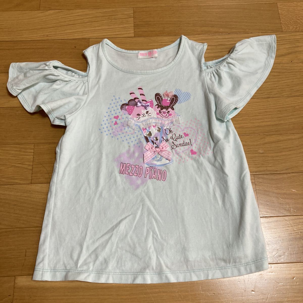 メゾピアノ 半袖カットソー　130センチ トップス　キッズ　ジュニア　女の子　肩出しカットソー　半袖Tシャツ 半袖シャツ　mezzo piano