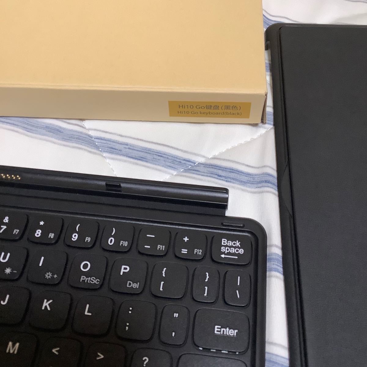 CHUWI Hi10 go タブレット10.1 専用キーボード付きケース