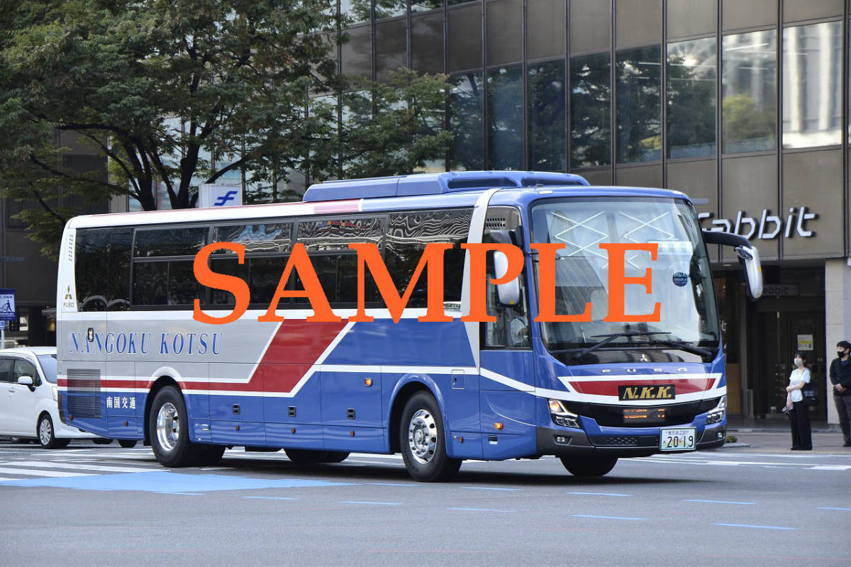 D-3[ bus photograph ]L version 4 sheets Nankoku traffic aero Ace ga-la Sakura island number Fukuoka line 