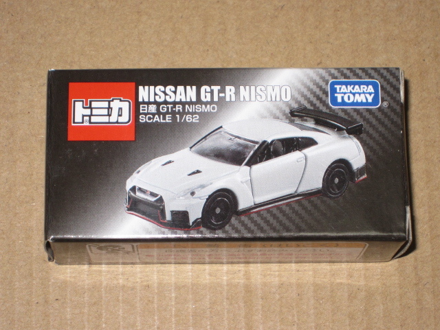 トミカ　 日産　 GT-R 　NISMO　Ｒ３５　　　　当選品　　非売品　　ＧＴＲ　ニスモ　白