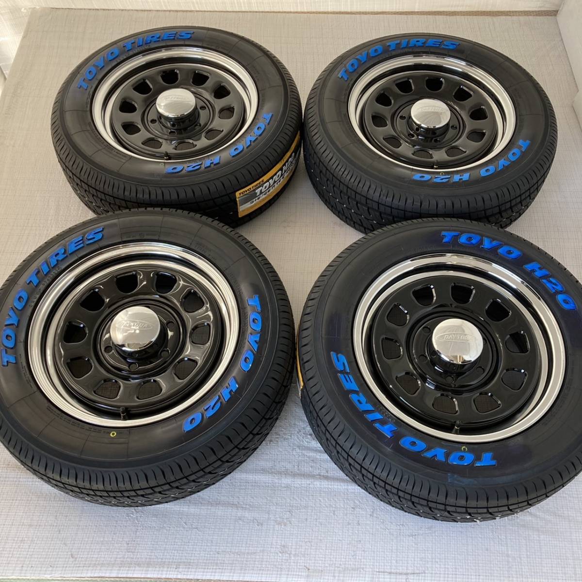 デイトナクロームリム 16インチ 6.5J +38 6穴 タイヤ付4本セット 215