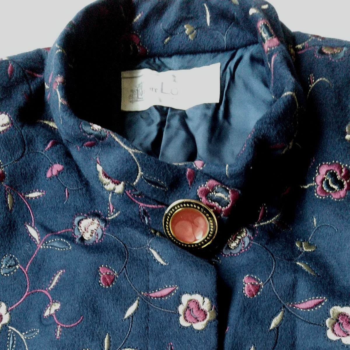 カシミア混ウールのフランス製生地 ロングコート ネイビー生地に刺繍