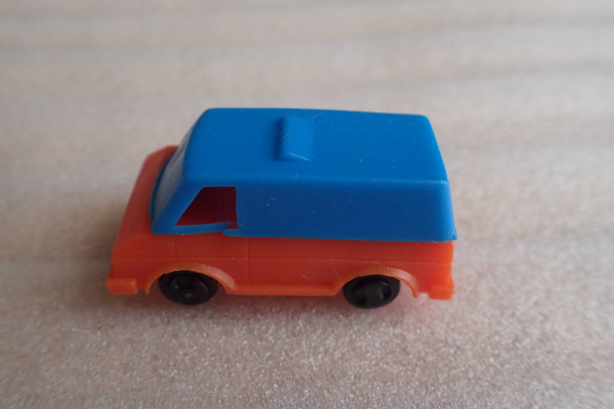 季節のおすすめ商品 グリコのおまけ ワゴン車 青色×オレンジ色 送料120