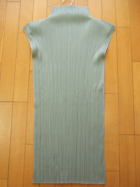 658☆美品 PLEATS PLEASE ISSEY MIYAKE プリーツプリーズ ハイネック