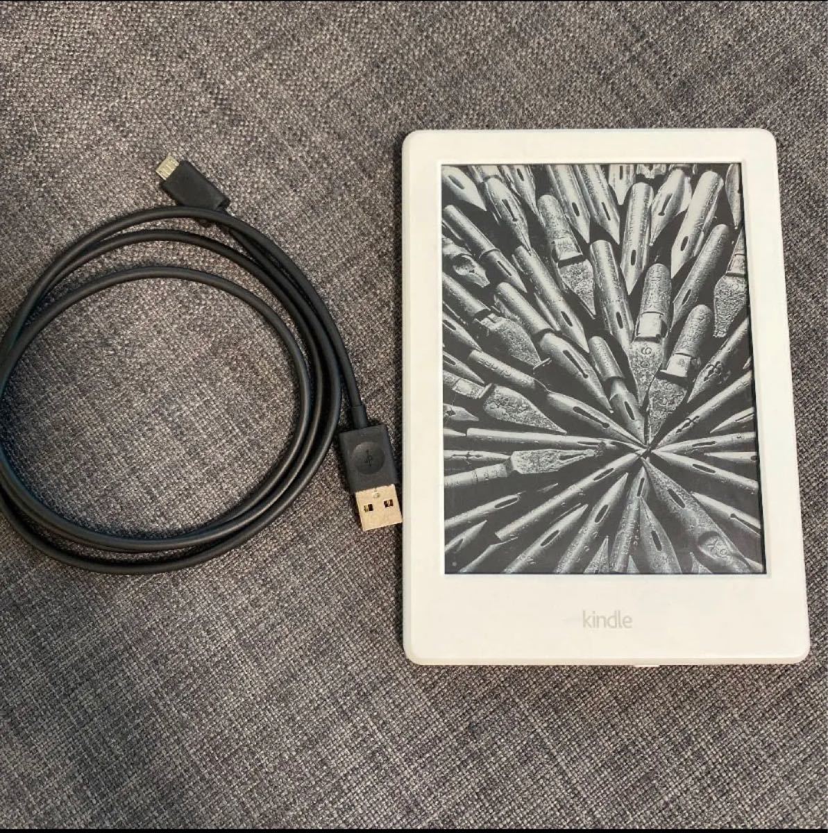 Amazon Kindle 電子書籍リーダー　Wifi 4GB ホワイト