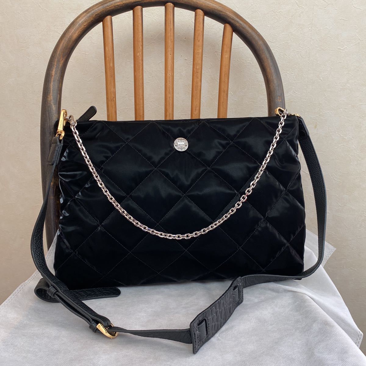 極美品 METROCITY・ MQライン ショルダークラッチバルーンバッグ Yahoo!オークション - 極美品 METROCITY・メトロシティ MQライン