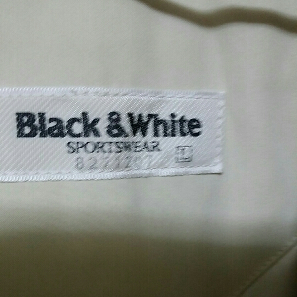  черный & белый полупальто размер L "теплый" белый 