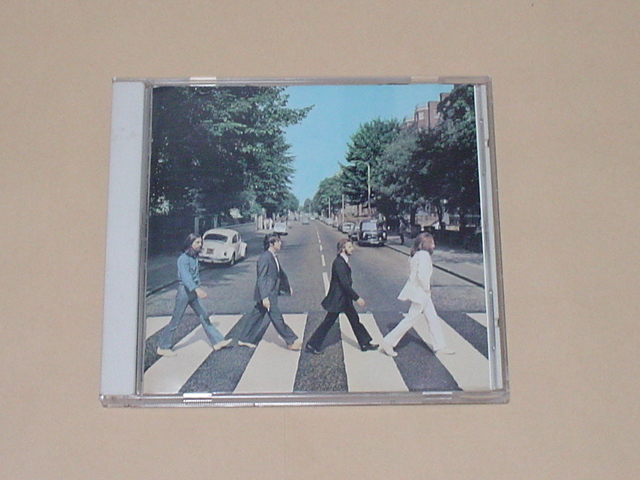 THE BEATLES / ABBEY ROAD（国内盤。John Lennon, Paul McCartney,George Harrison,Ringo Starr,TOCP-51122）_画像1