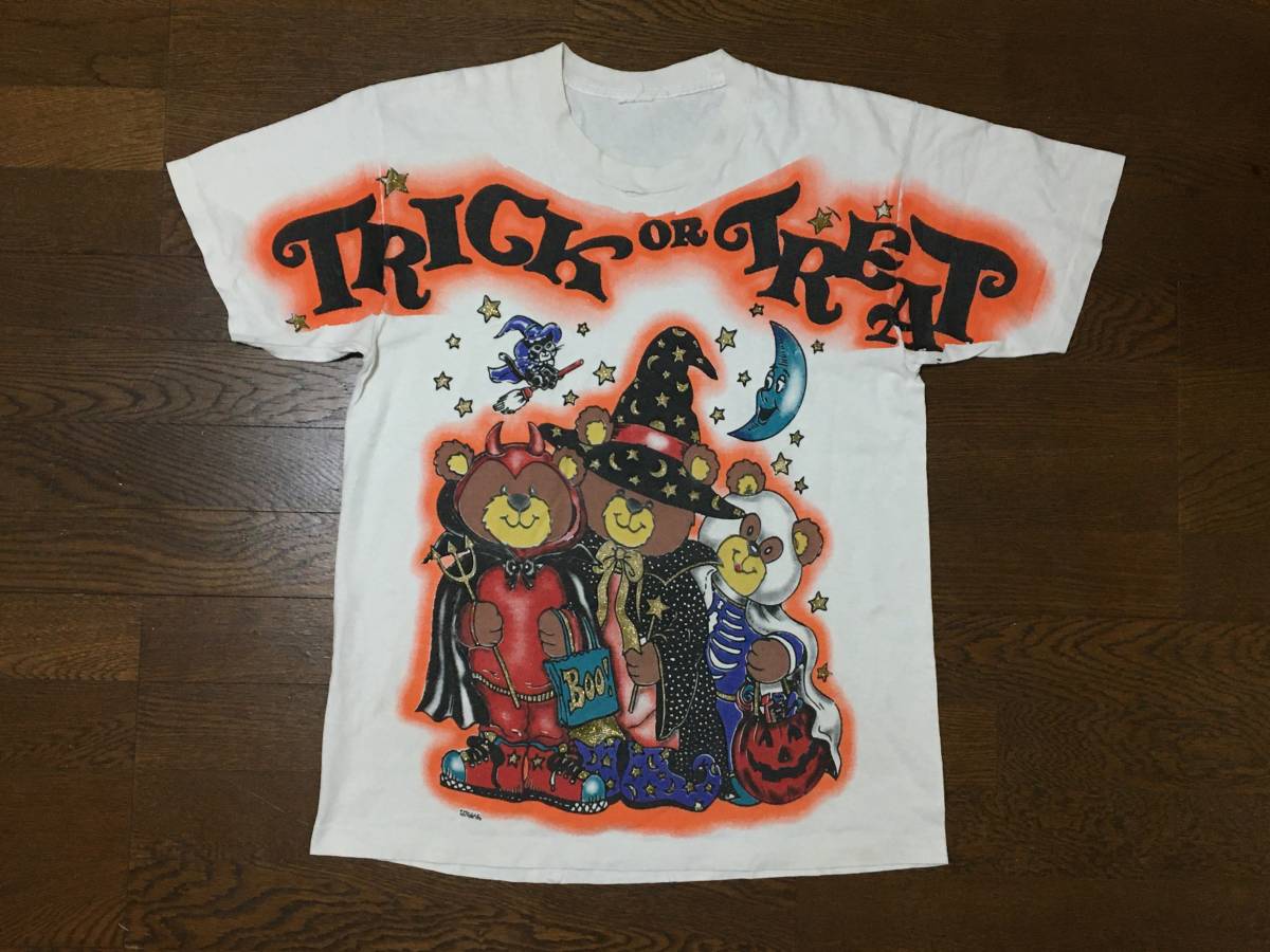 ビンテージ 90s TRICK OR TREAT 大判プリント Tシャツ ハロウィン イラスト クマ 熊 BEAR 黒猫 パンダ シングルステッチ 魔女 NY_画像1