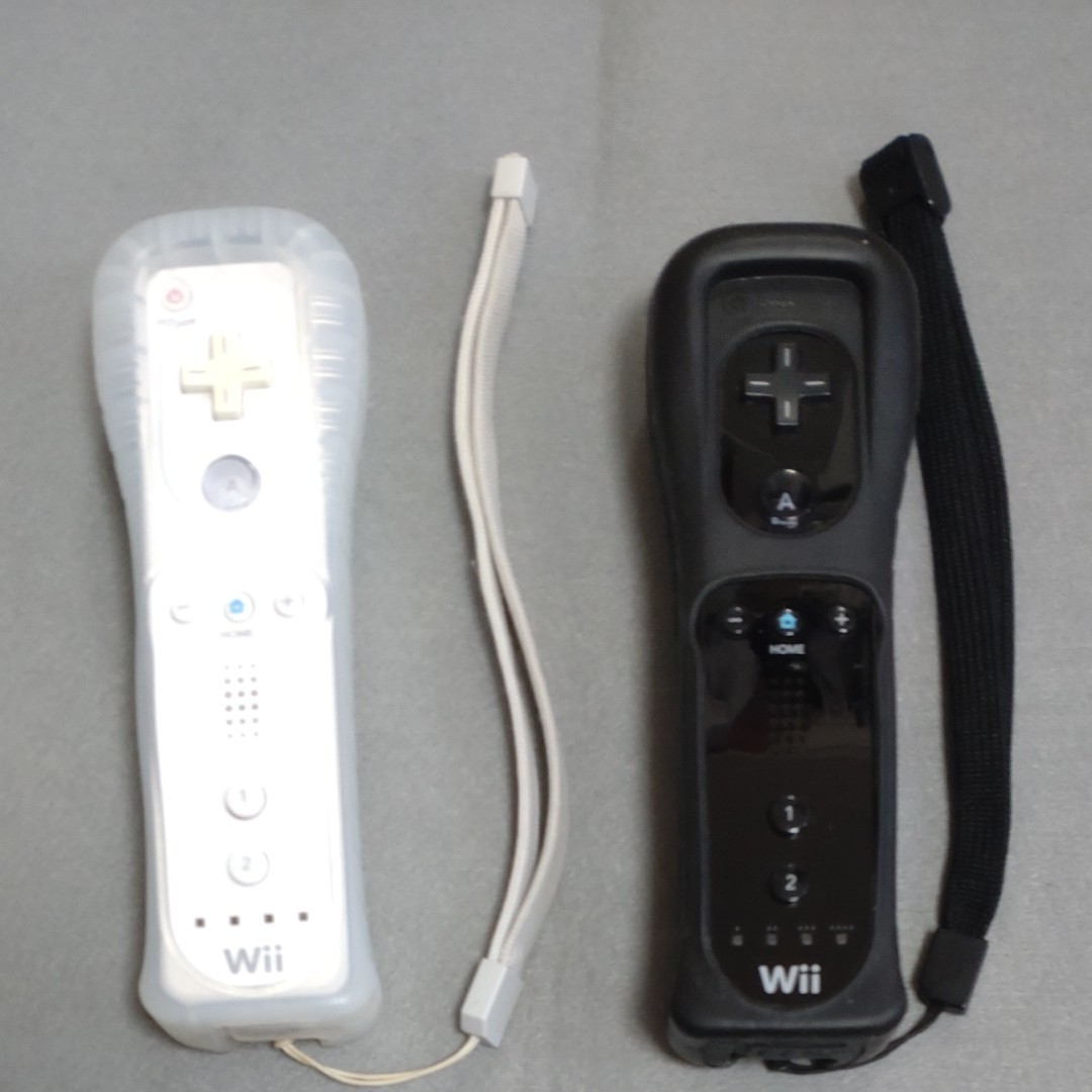 Wiiリモコン WiiU ブラックホワイト　セット