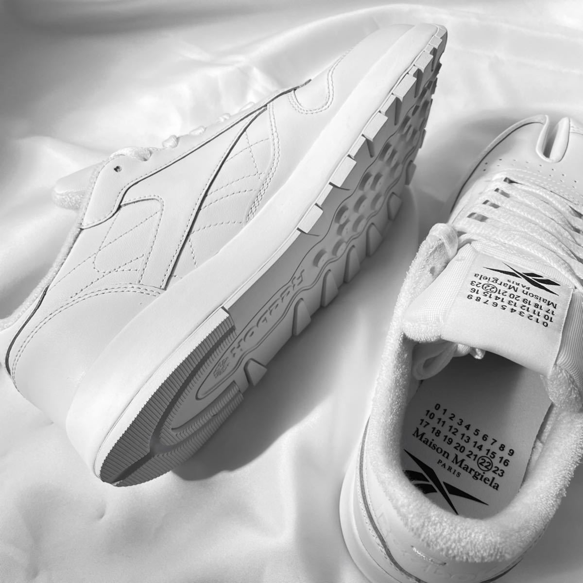 □Maison MargielaxReebok クラシックレザー スニーカー(ホワイト26.5