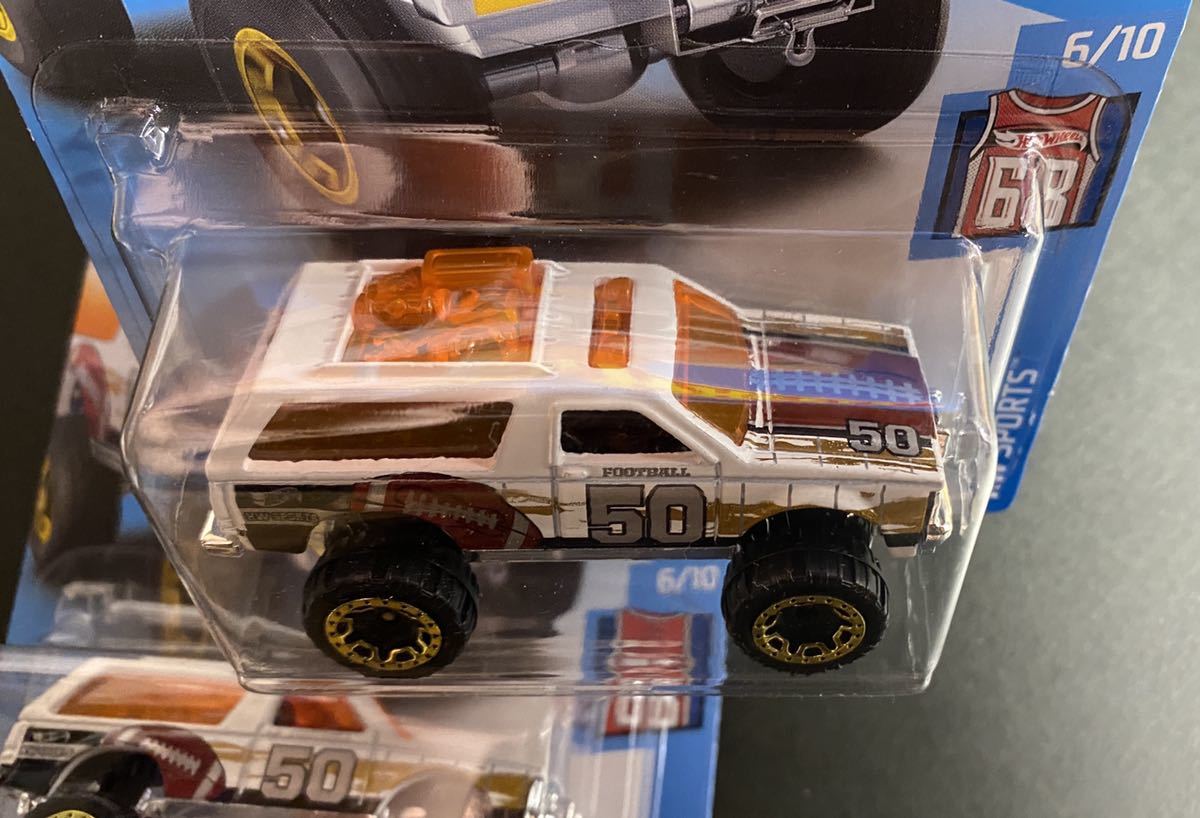 HW未使開封品 2台セット CHEVY BLAZER 4×4 シェビー ブレザー ホットウィール HOT WHEELS_画像3