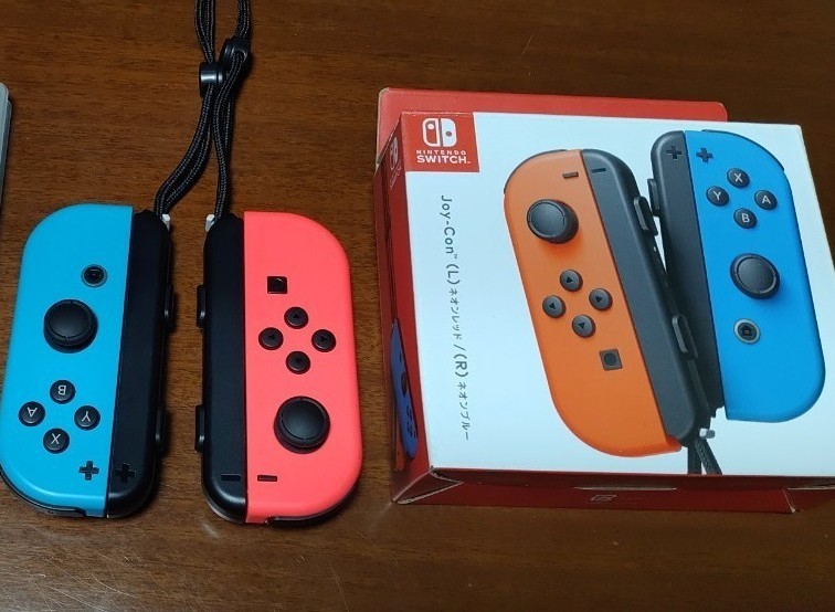  Nintendo Switch　 Joy-Con (L) ネオンレッド ネオンブルー　