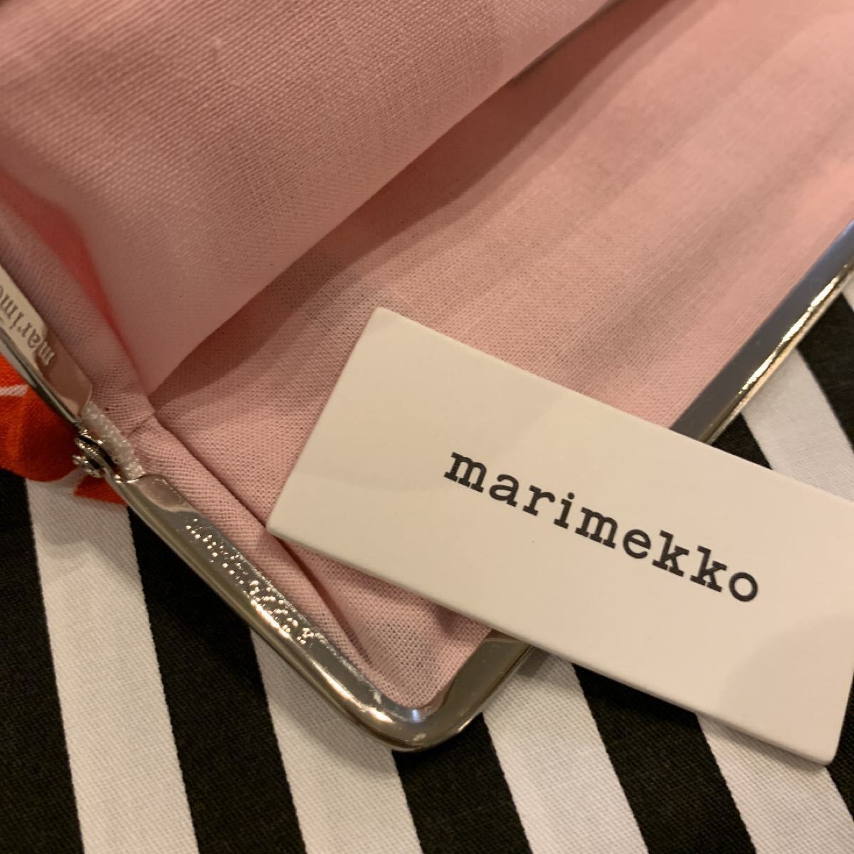 ラスト1点★marimekko マリメッコ　UNIKKOがま口ポーチ　新品送料込