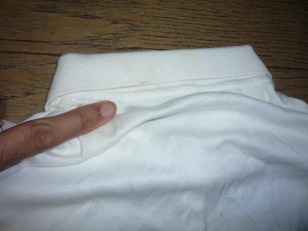 ポロシャツ：ラルフローレン　袖　サイズはM　ホワイト_画像5