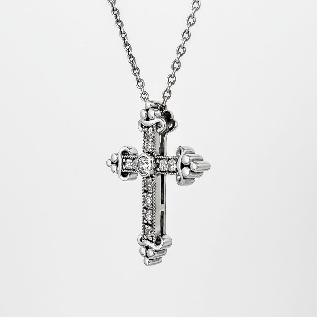 ールド Justin DARK AGE 18KWGダイヤクロスネックレスの通販 by