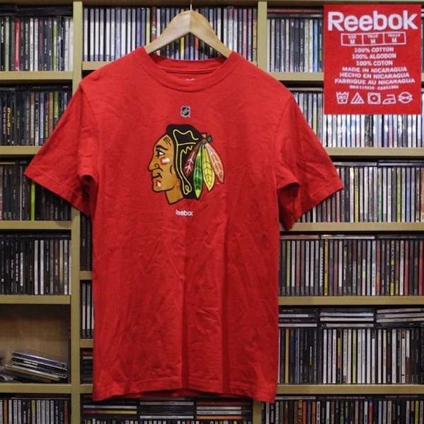 NHL Chicago Blackhawks シカゴ ブラックホークス リーボック オフィシャル ロゴ Tシャツ 赤 M 美品_画像1