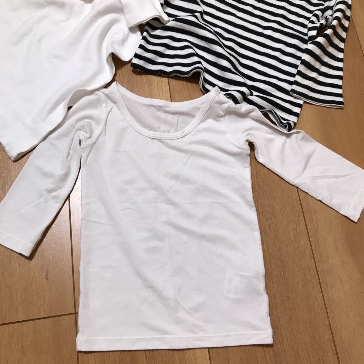 【中古】UNIQLO ユニクロ　ボーダーカットソー 長袖Tシャツ ボーダー　長袖カットソー2枚ヒートテック1枚 サイズ80 ユニクロヒートテック_画像5