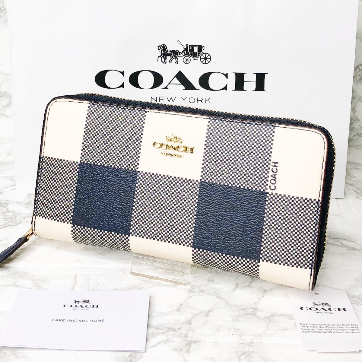 COACH 長財布 ホワイト×ネイビー - 長財布